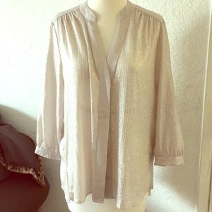 🚫SOLD🚫H&M button down shimmer blouse